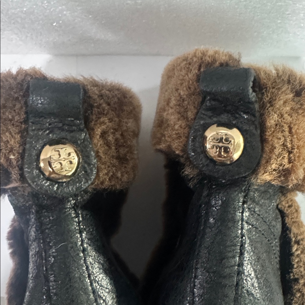 Beautiful Tory Burch Black and Brown Fur-Trimmed Heeled Boots size 7 - Picture 9 of 11
